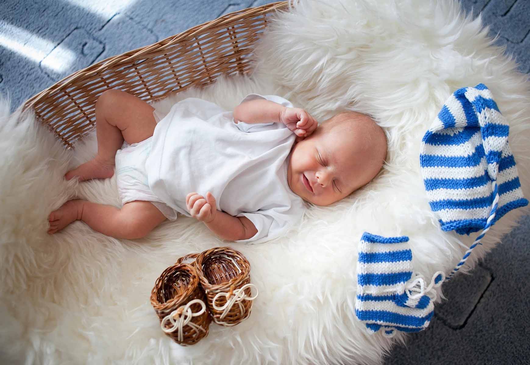 You are currently viewing Faux Fur Blanket for infants